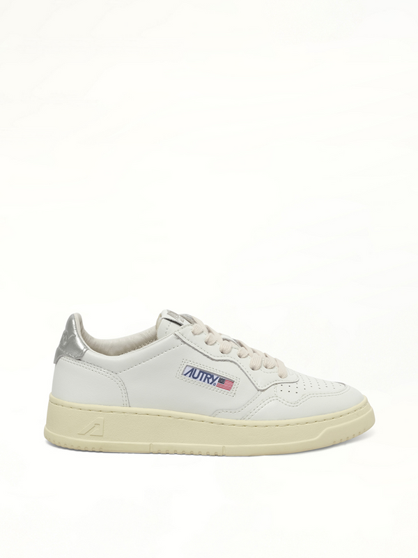 Medalist Low Sneakers in White/Silver Side View | AUTRY