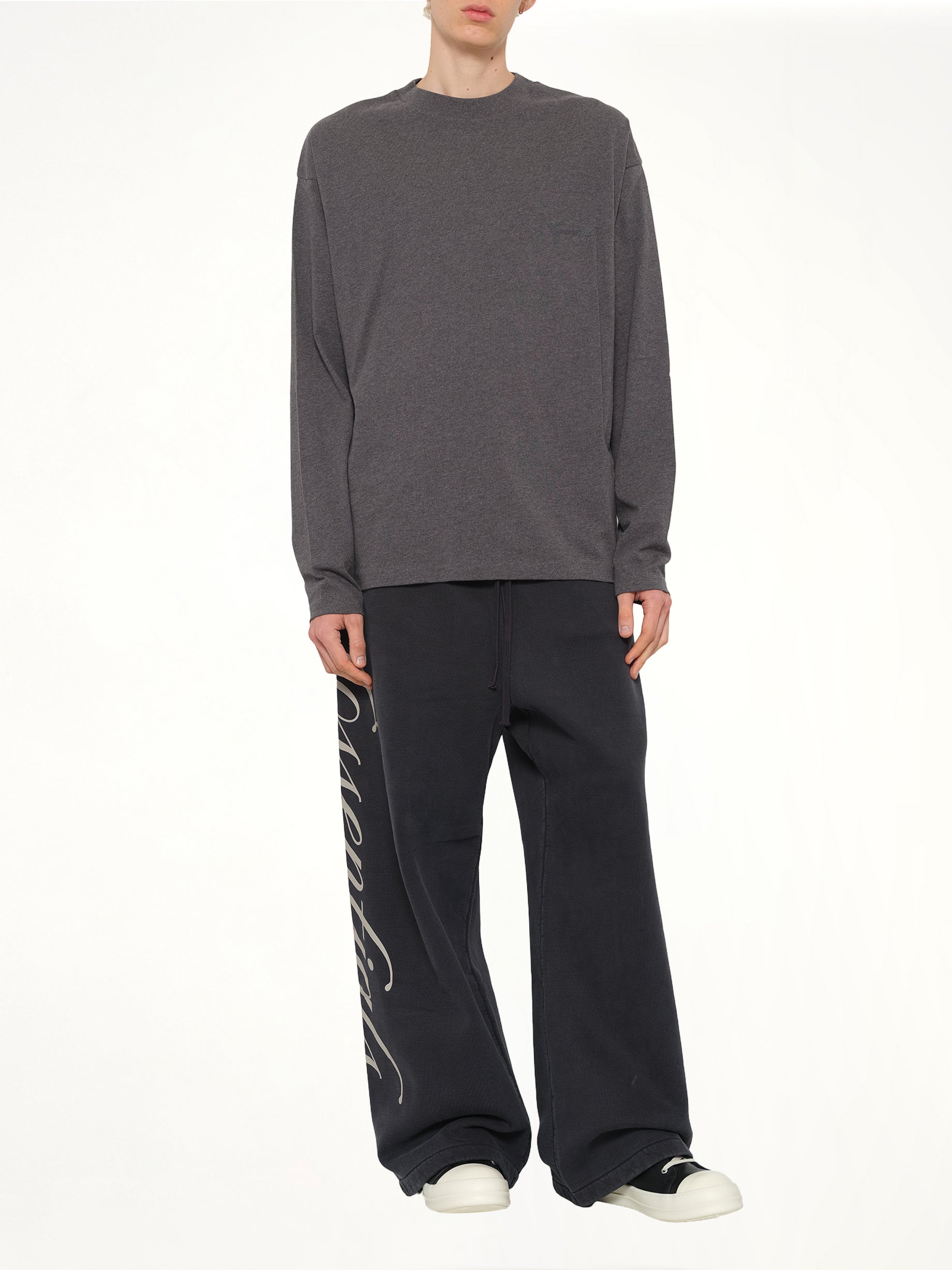Classic Long Sleeve T-Shirt in Charcoal Heather