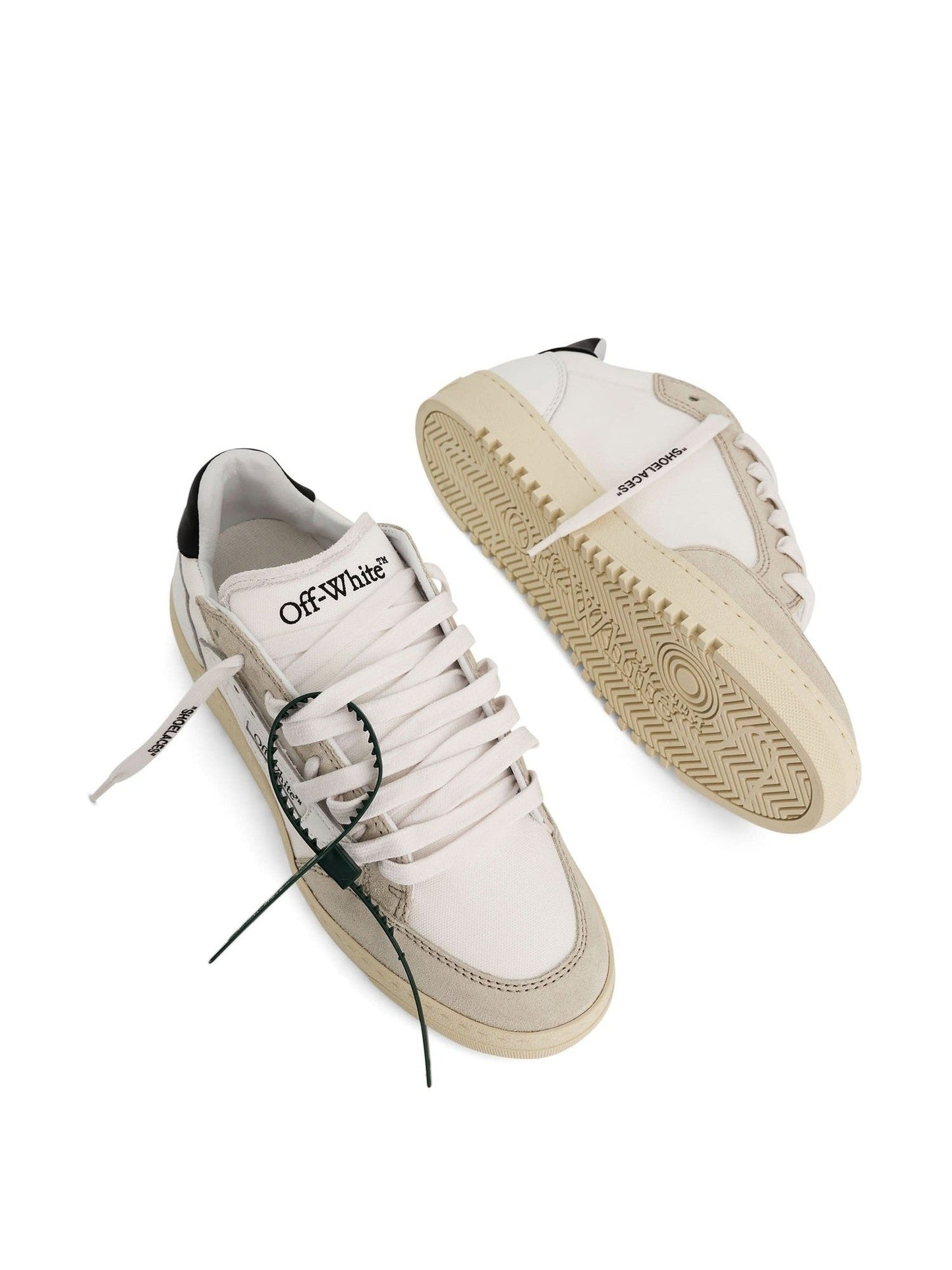 5.0 Sneakers in White/Black