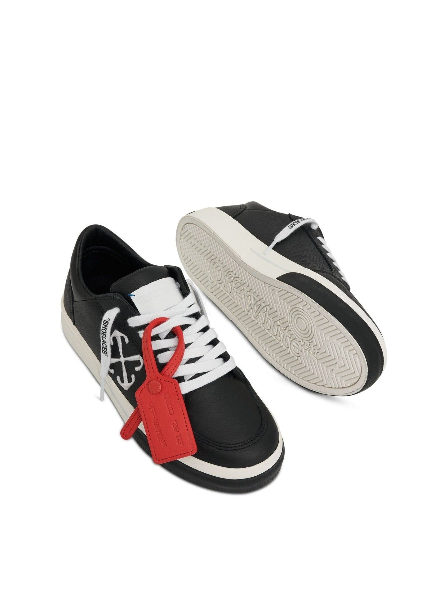 New Low Vulcanized Calf Leather Sneaker in Black/White