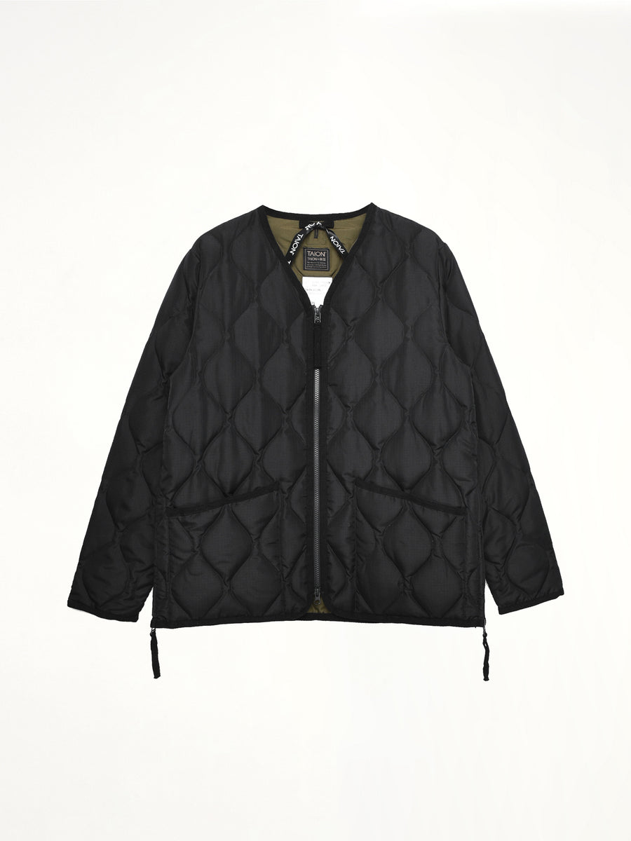 Military W-Zip V Neck Down Jacket in Black