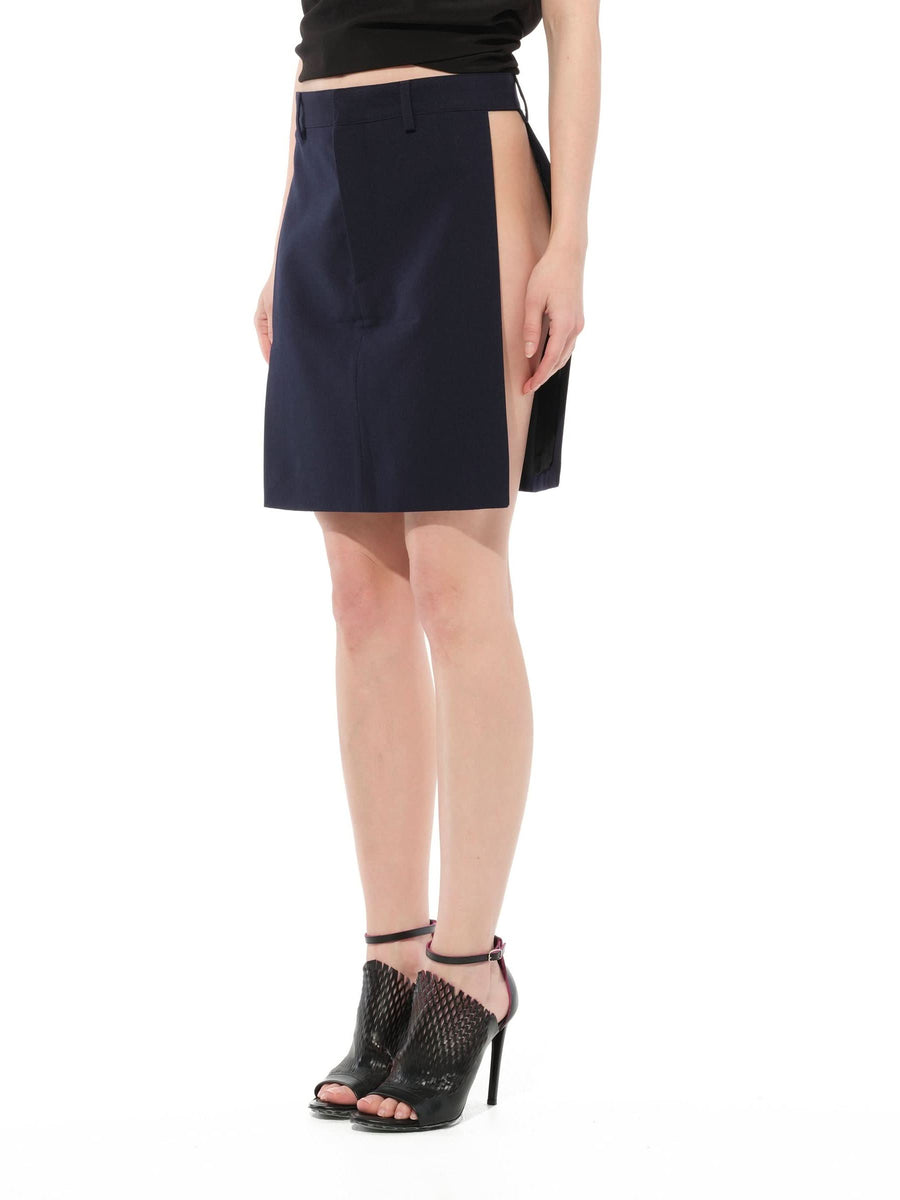 Podium Skirt in Navy