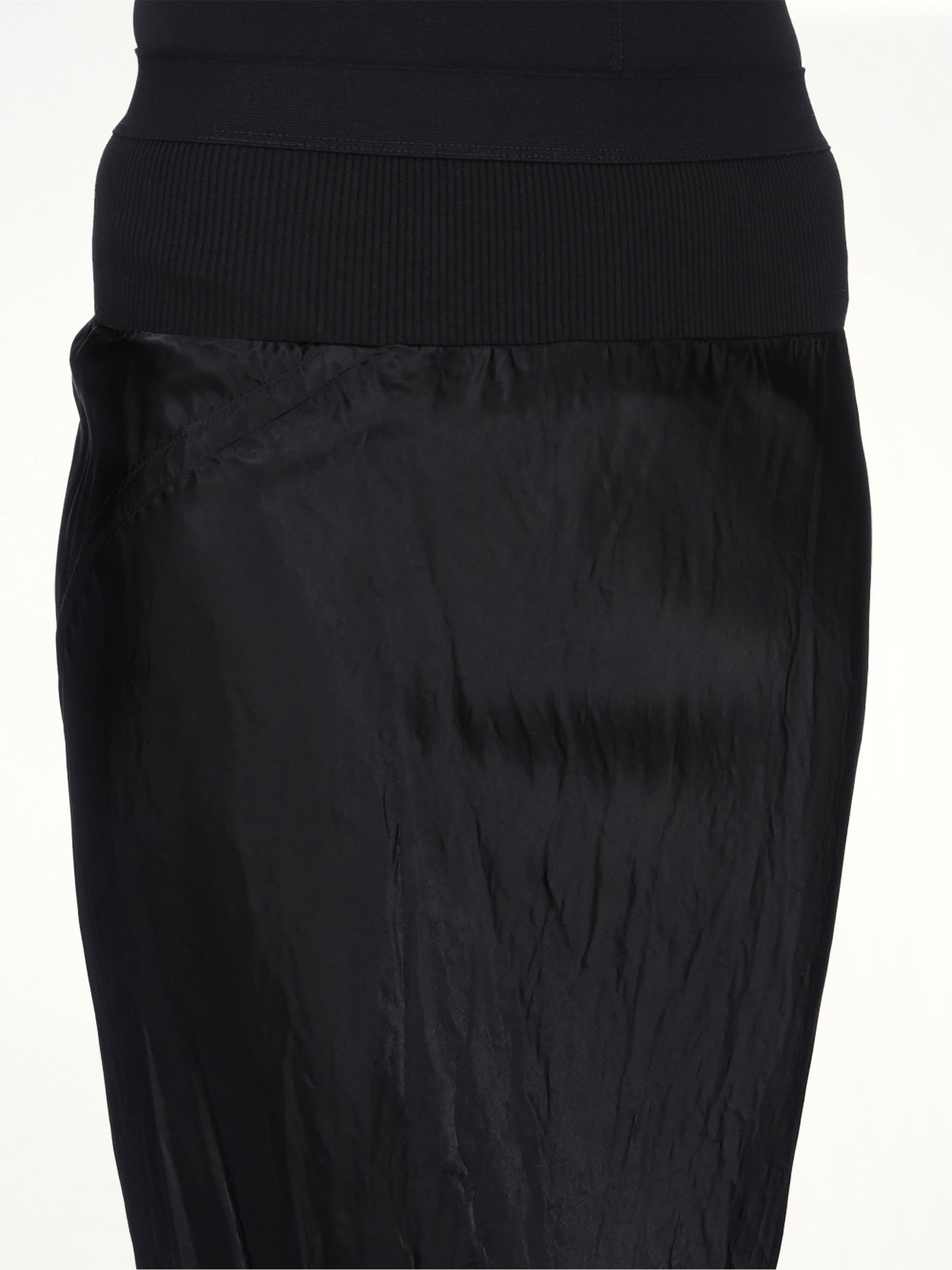 Knee Bias Skirt in Black