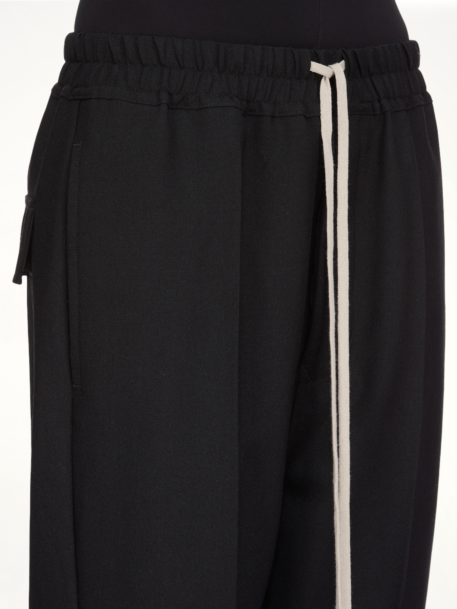 Drawstring Astaires Cropped in Black