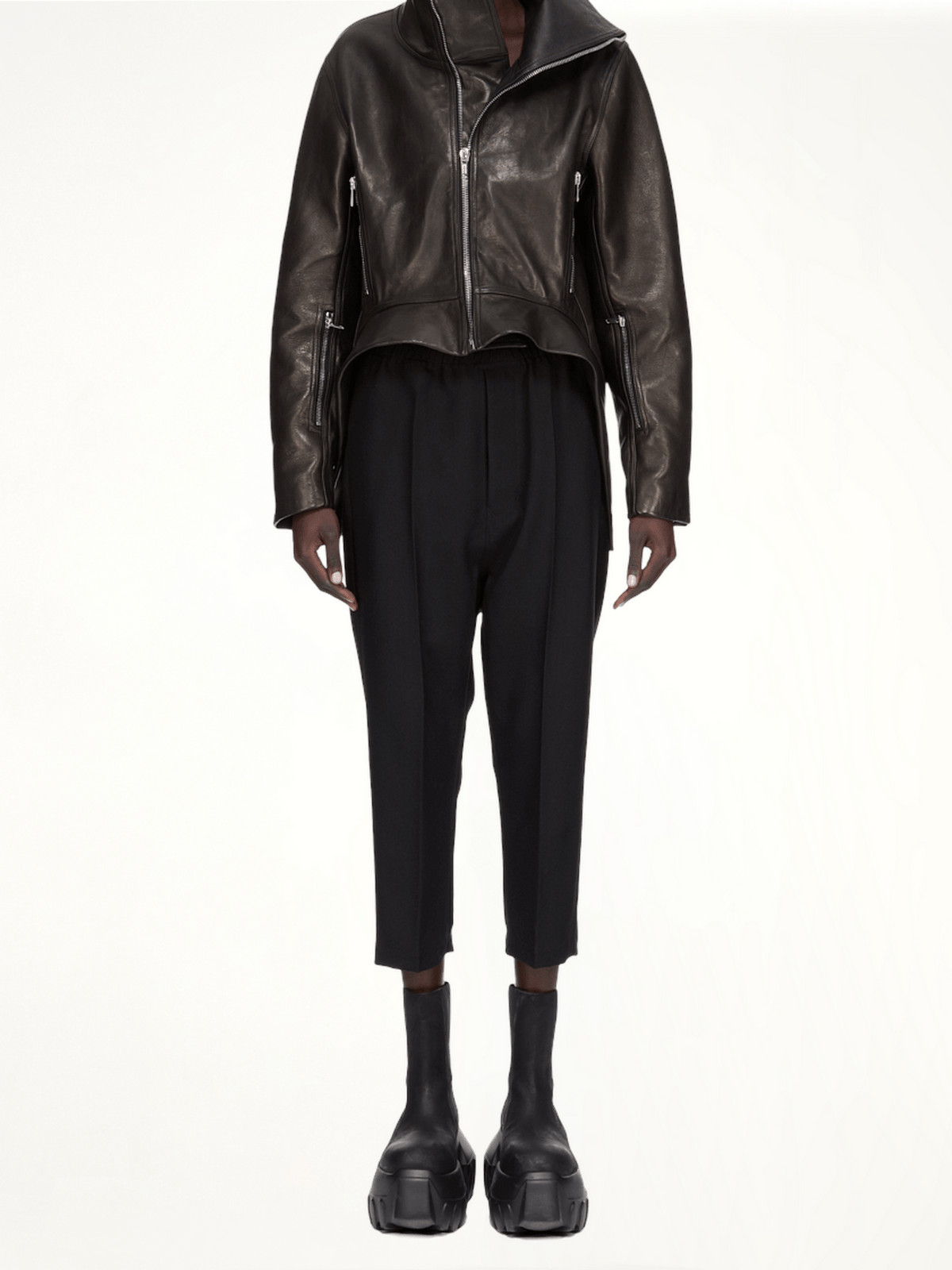 Drawstring Astaires Cropped in Black