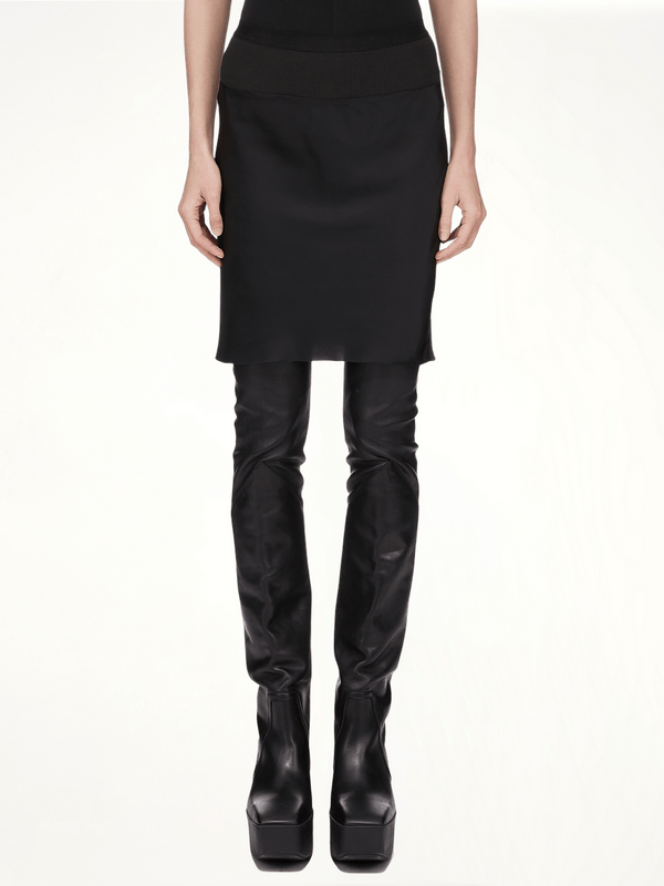 Short Bias Skirt in Black
