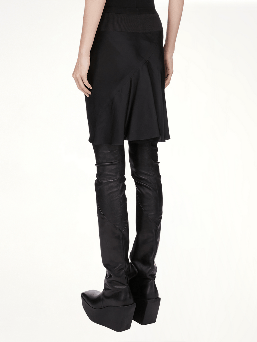 Short Bias Skirt in Black