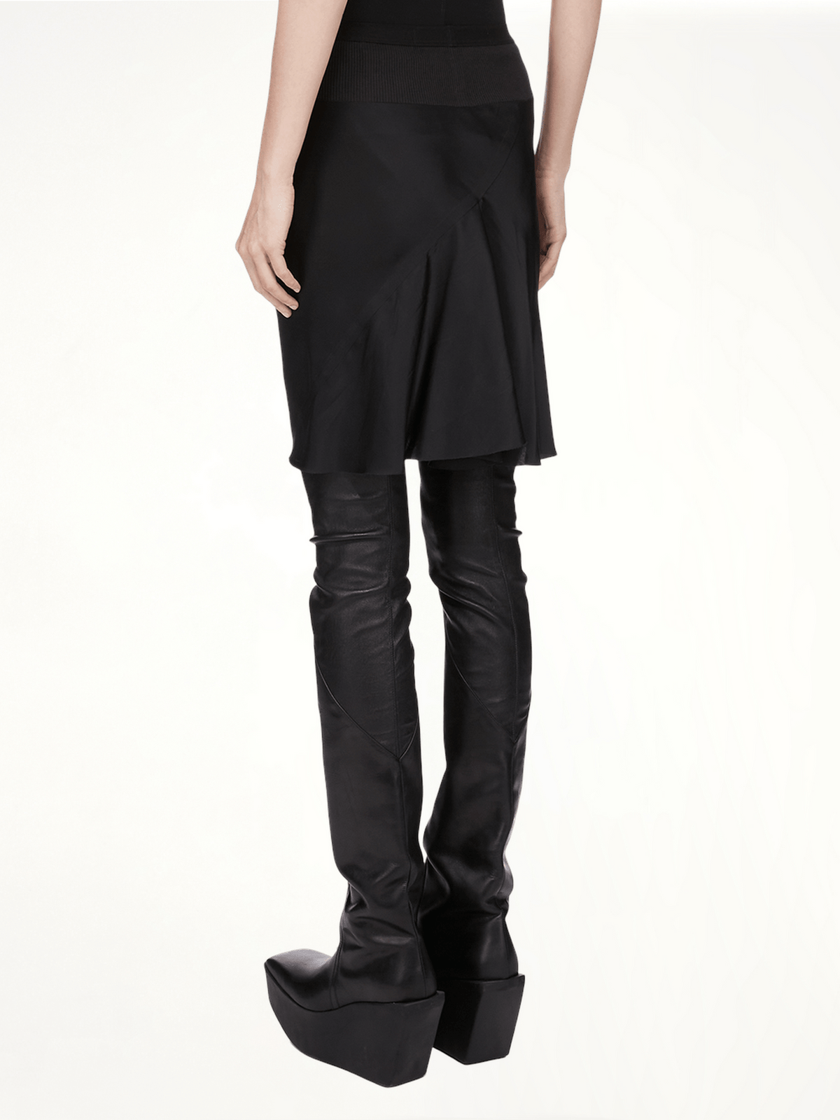 Short Bias Skirt in Black