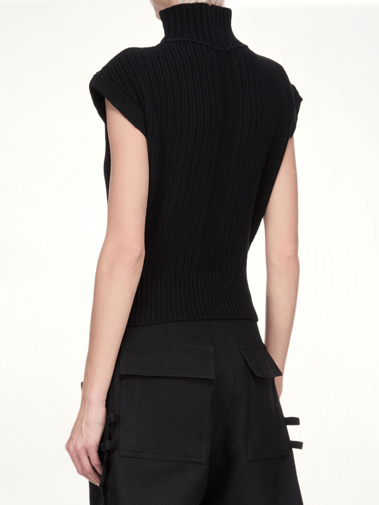 SL Turtle Cable Sweater in Black