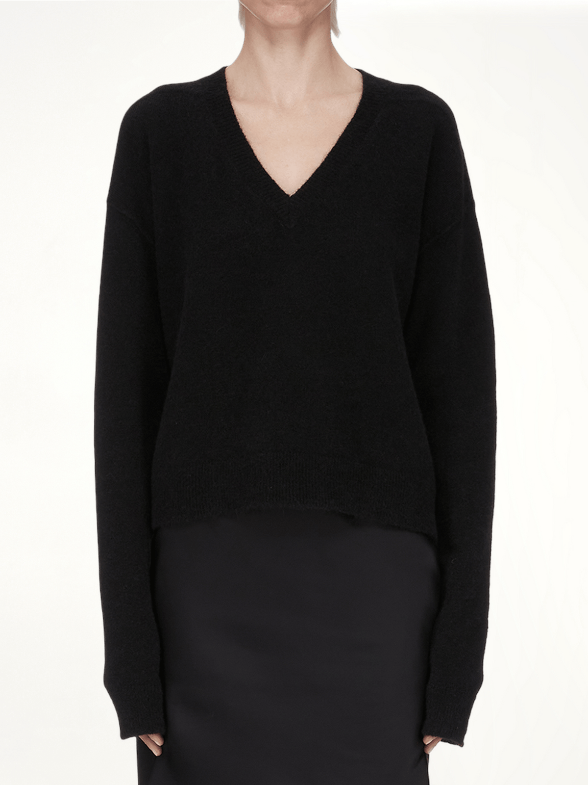 Tommy V Neck Sweater in Black