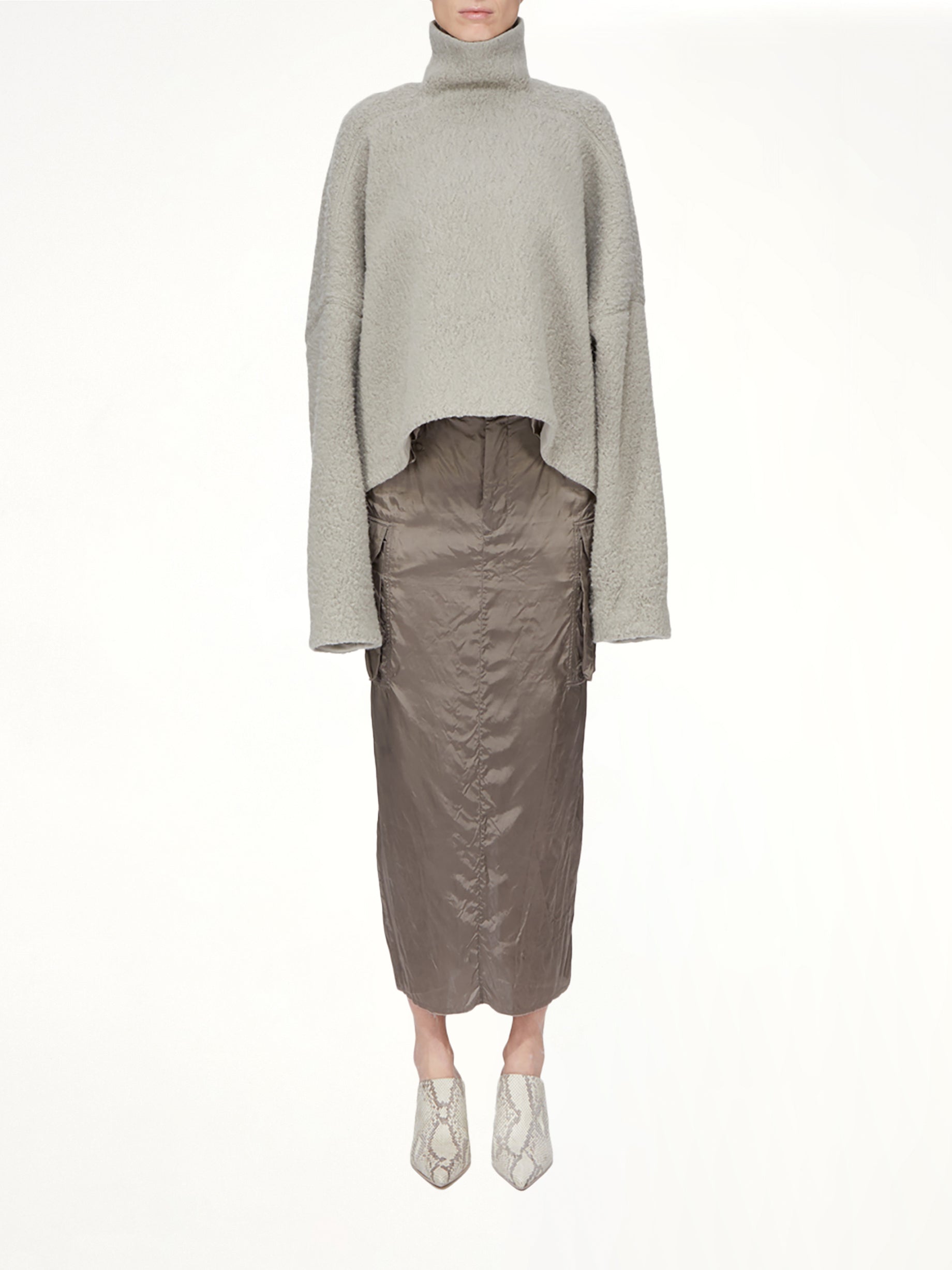 Jumbo Tabard Cropped Top in Dark Pearl