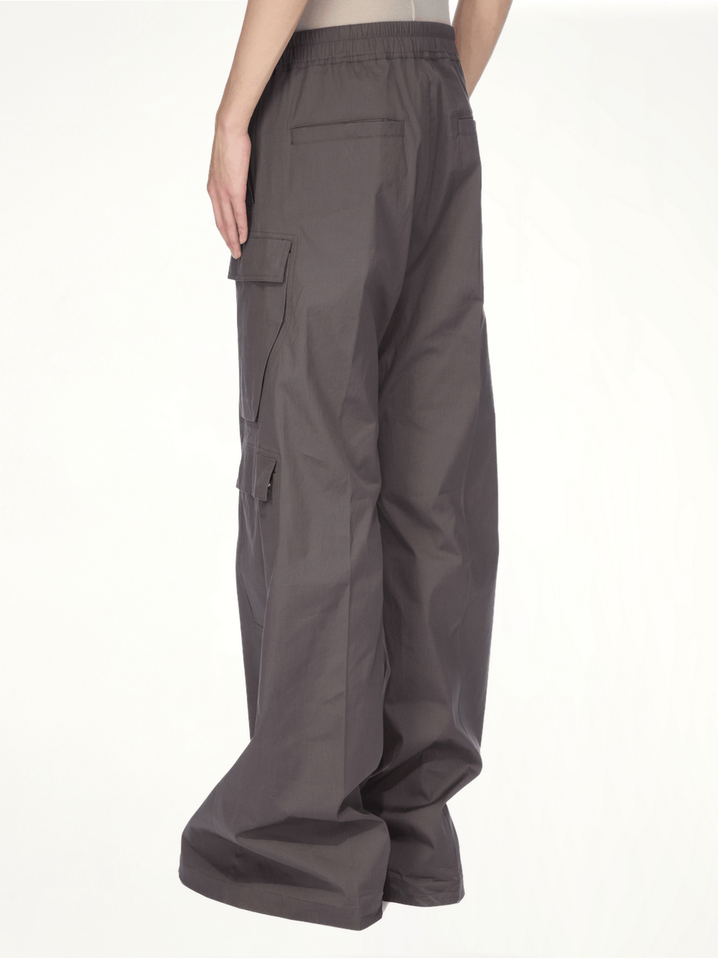 Cargobelas in Dark Dust