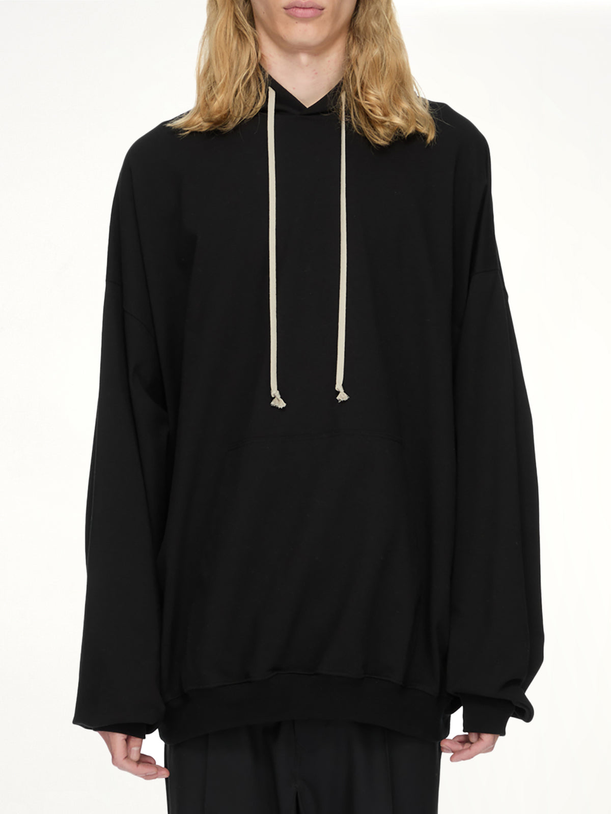 Heavy Jersey Hun Hoodie in Black