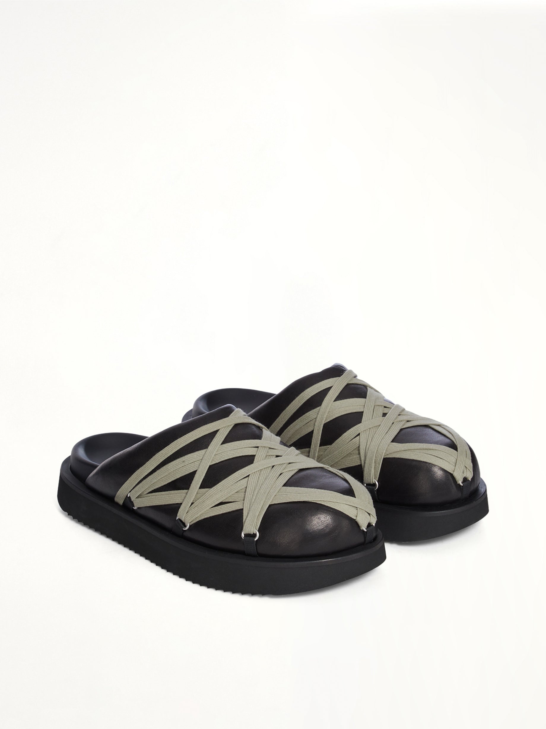 Padded Megalace in Black/Pearl