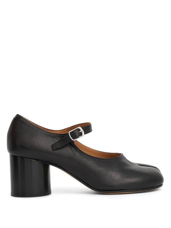 Tabi Mary Janes Heels in Black Side View | MAISON MARGIELA