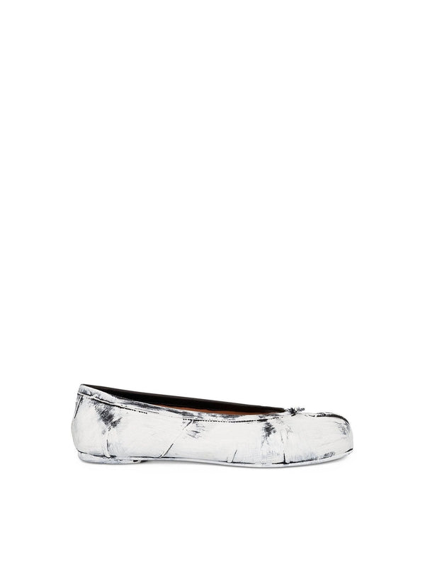 New Tabi Ballerina Shoes in Black/White Side View | MAISON MARGIELA