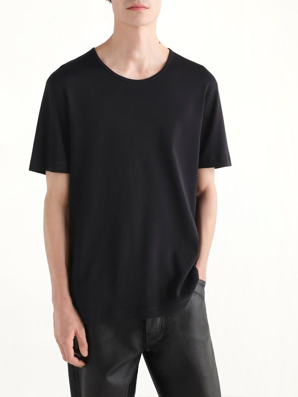 U-Neck T-Shirt in Black
