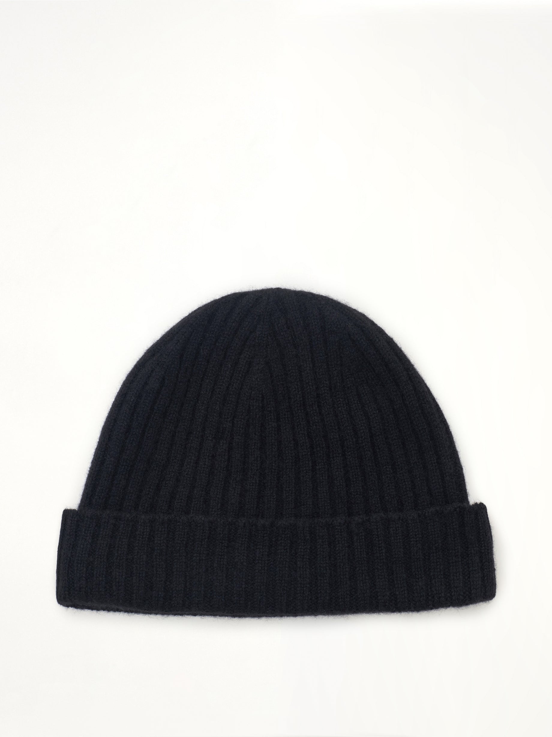 Cashmere Beanie in Black