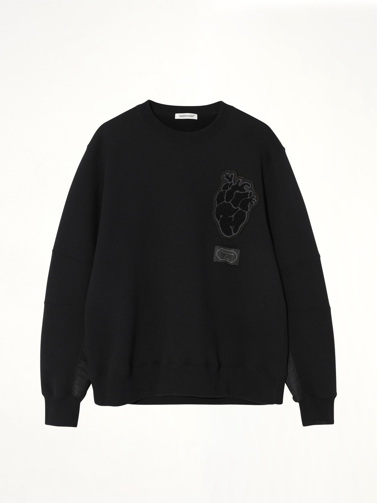 Heart Embroidery Sweatshirt in Black