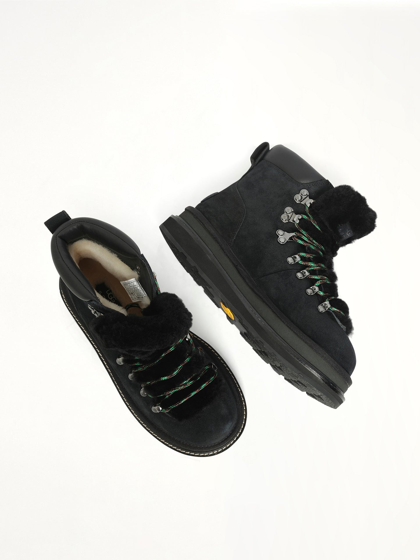 UGG sacai Hiker in Black