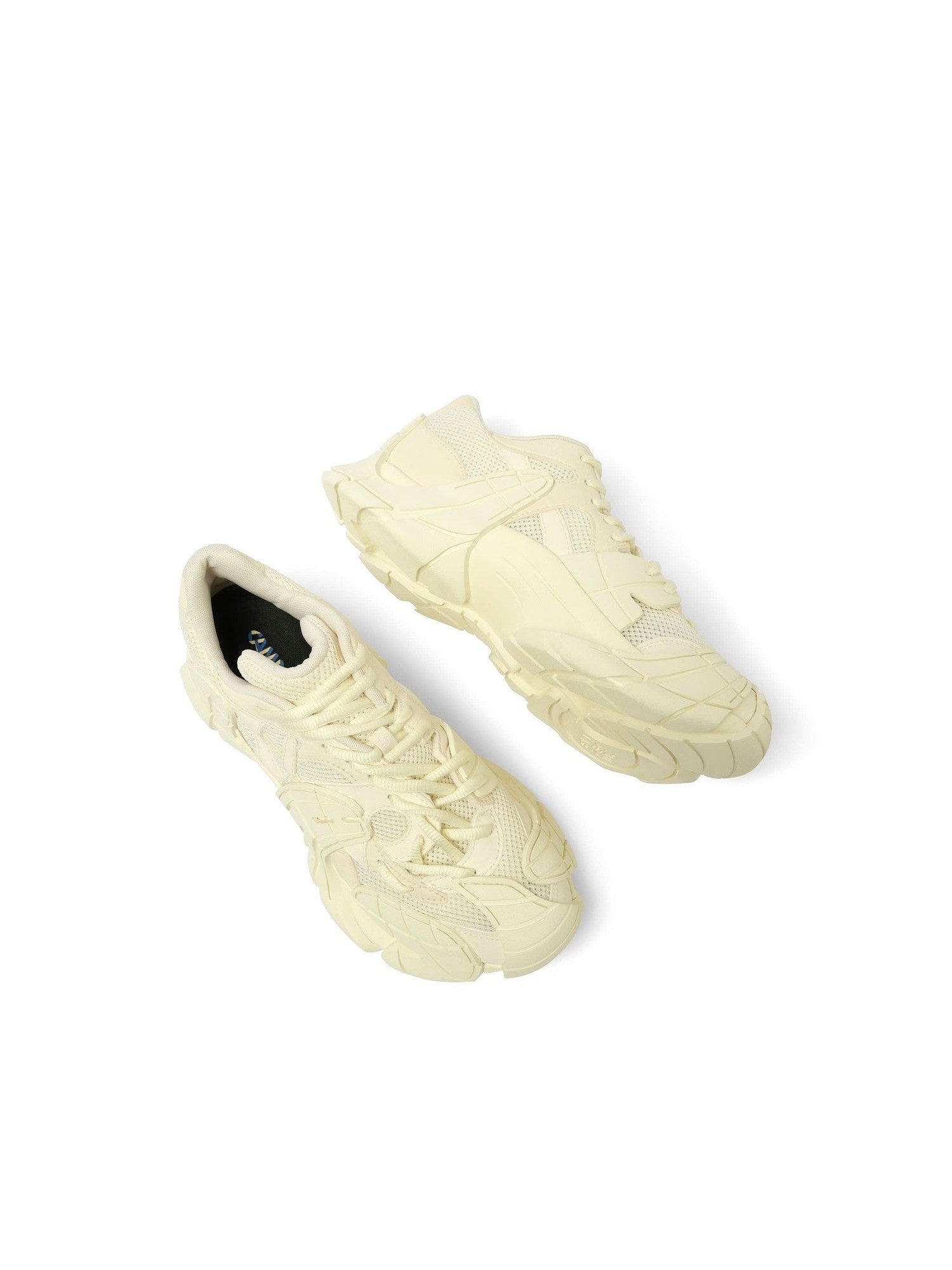Tormenta Sneaker in White Top View | CAMPERLAB
