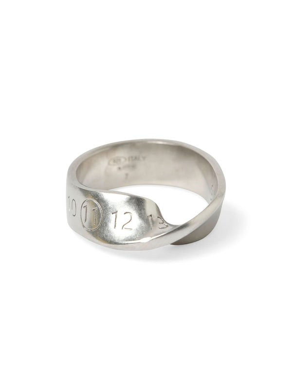 Number Twist Ring in Silver