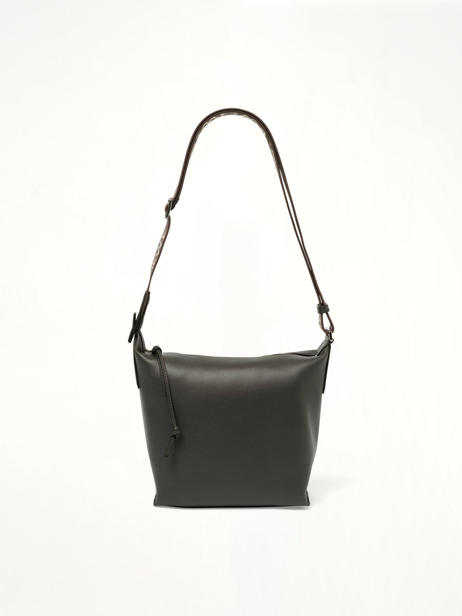 Cubi Crossbody Small in Dark Grey