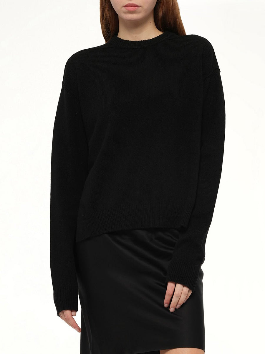 Round Neck Sweater in Black