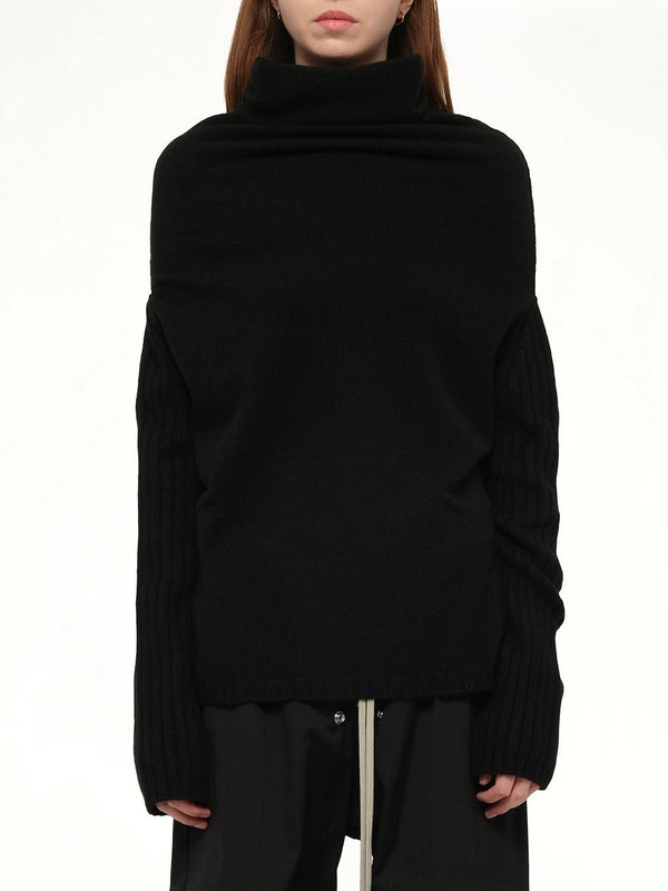 Shroud Sweater in Black