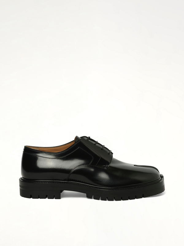 Tabi Lace-Ups Chunky Sole in Black Side View | MAISON MARGIELA