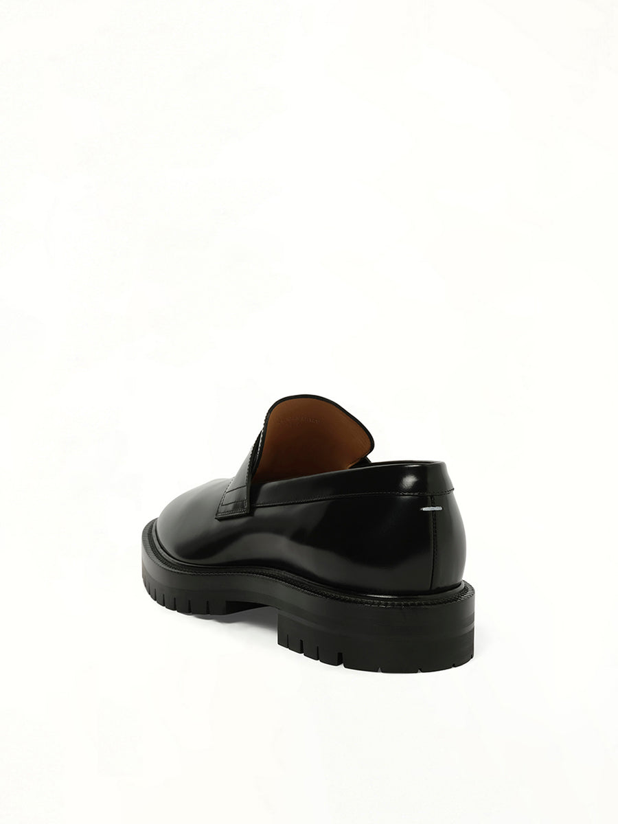Tabi Loafers Chunky Sole in Black Back View | MAISON MARGIELA