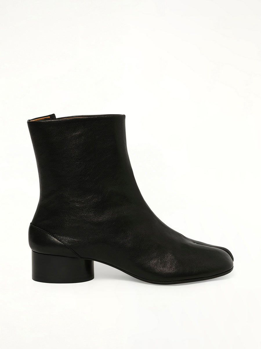 Tabi Ankle Boots 3cm Heel in Black Side View | MAISON MARGIELA