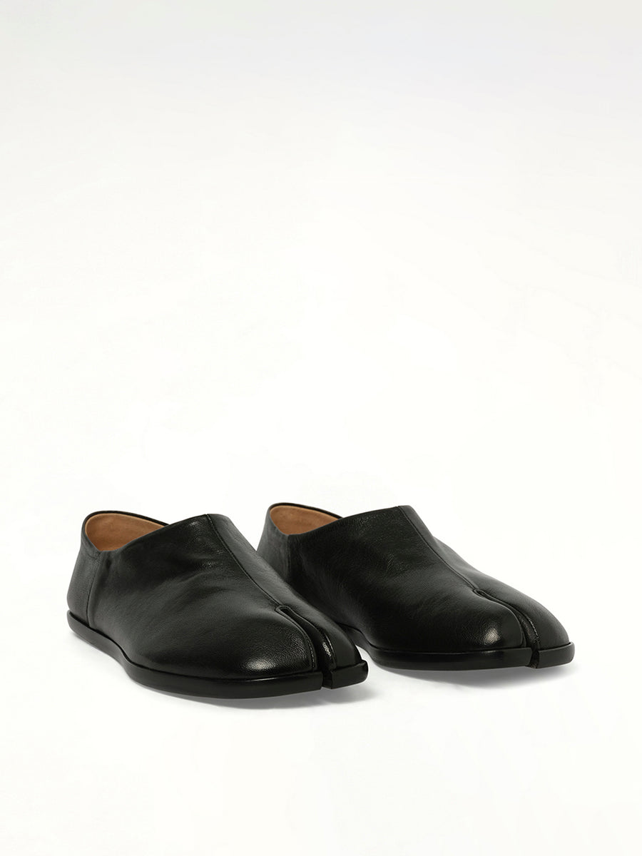 Tabi Babouches Loafers in Black Front View | MAISON MARGIELA