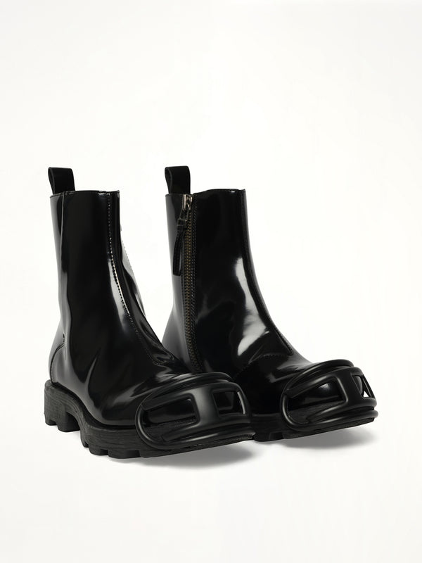 D-HAMMER Zip Boots in Black Front View | DIESEL