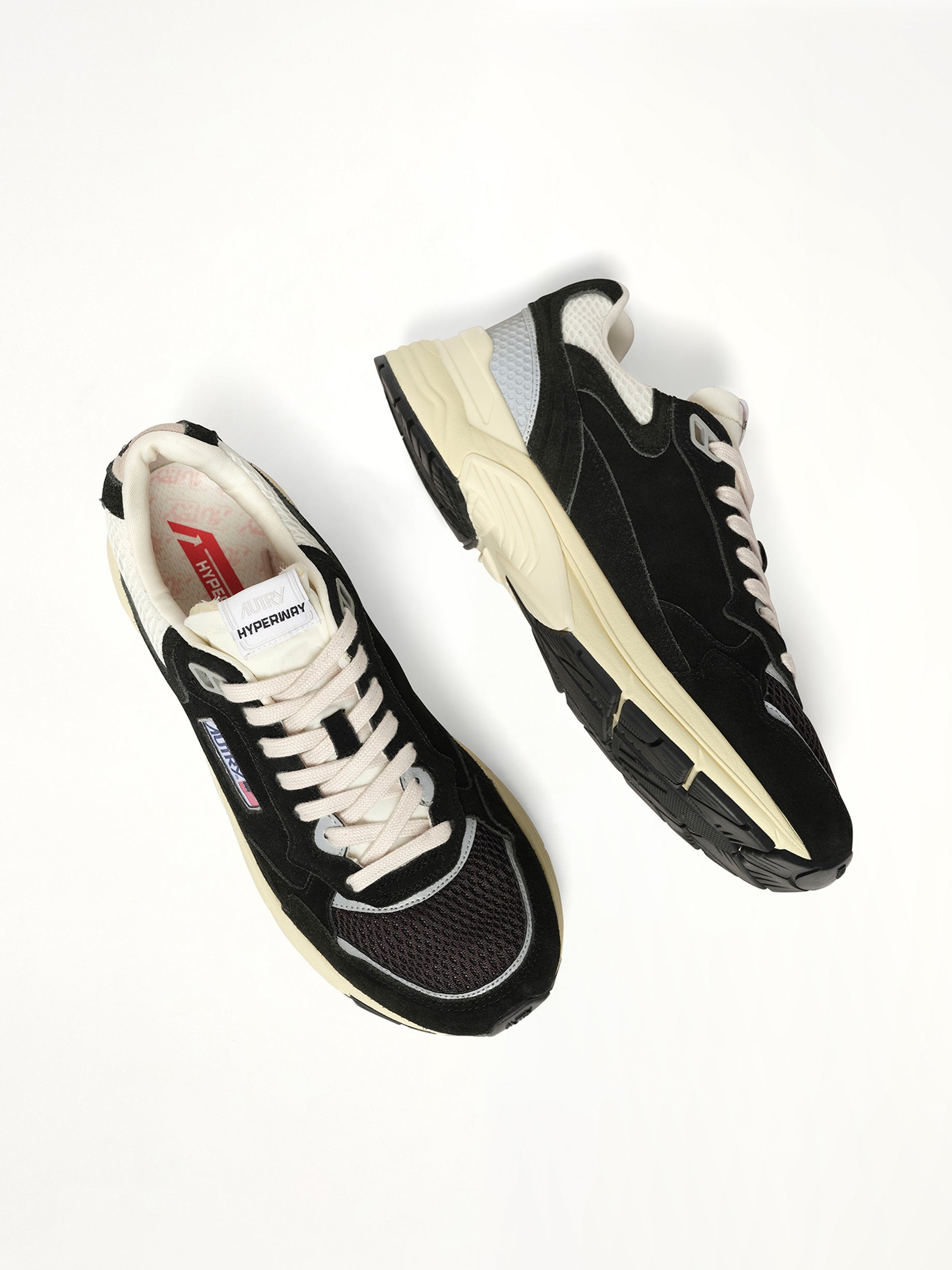 Hyperway Low Sneaker in Black/Silver Top View | AUTRY