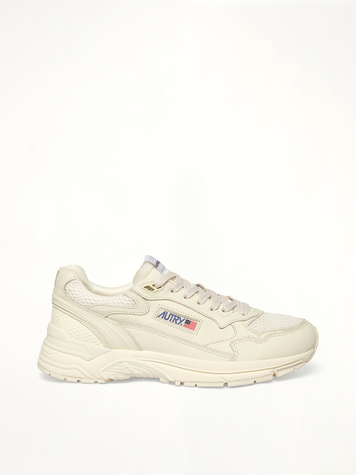Hyperway Low Sneaker in White/White Side View | AUTRY