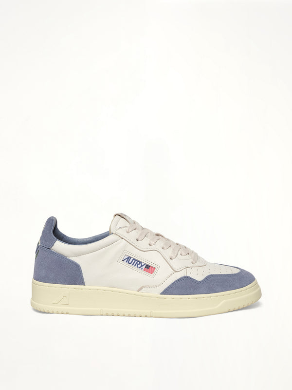 Medalist Low Sneaker in White/Claudia Side View | AUTRY