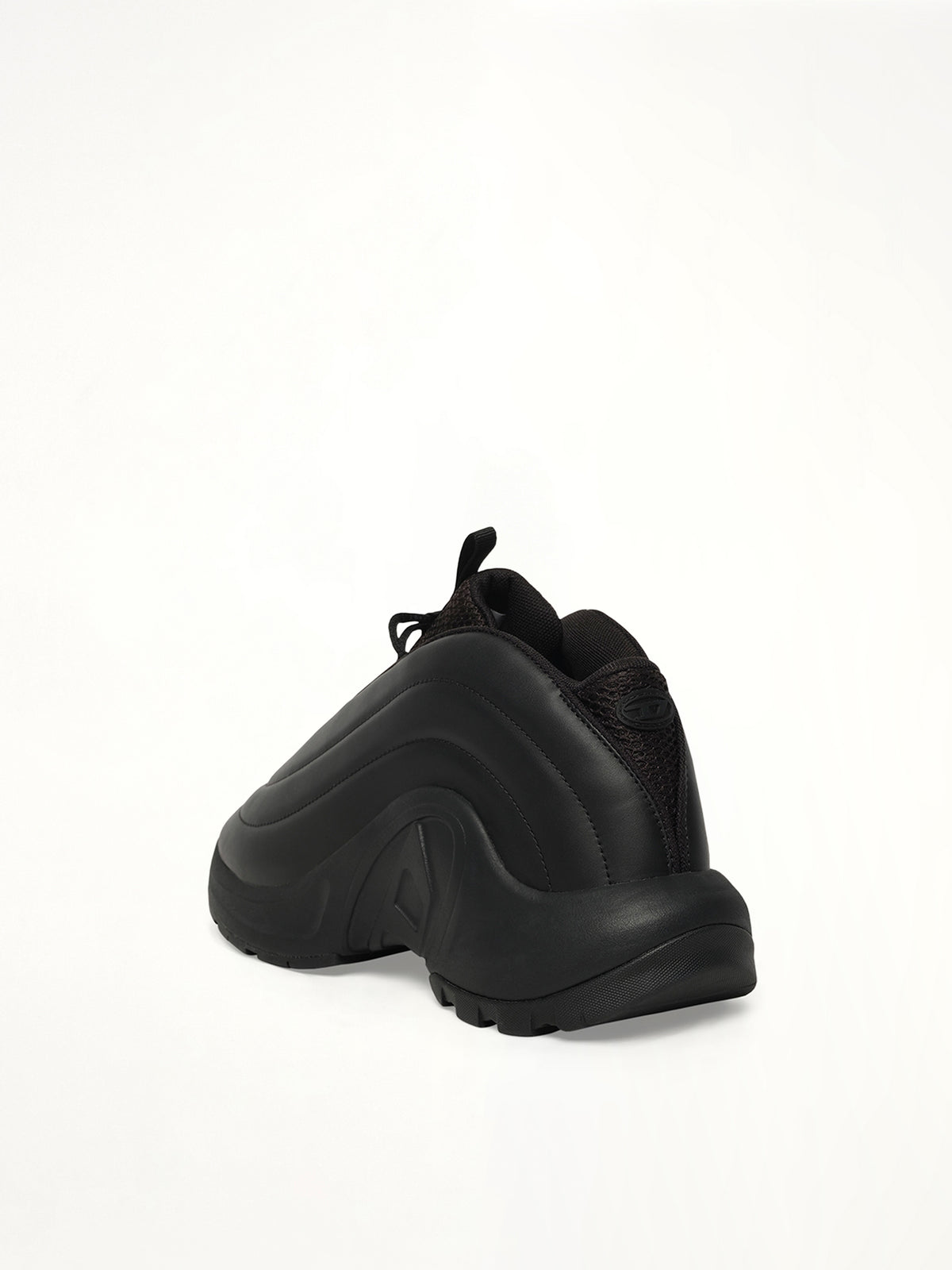 S-D-RUNNER X Sneaker in Black Back View | DIESEL