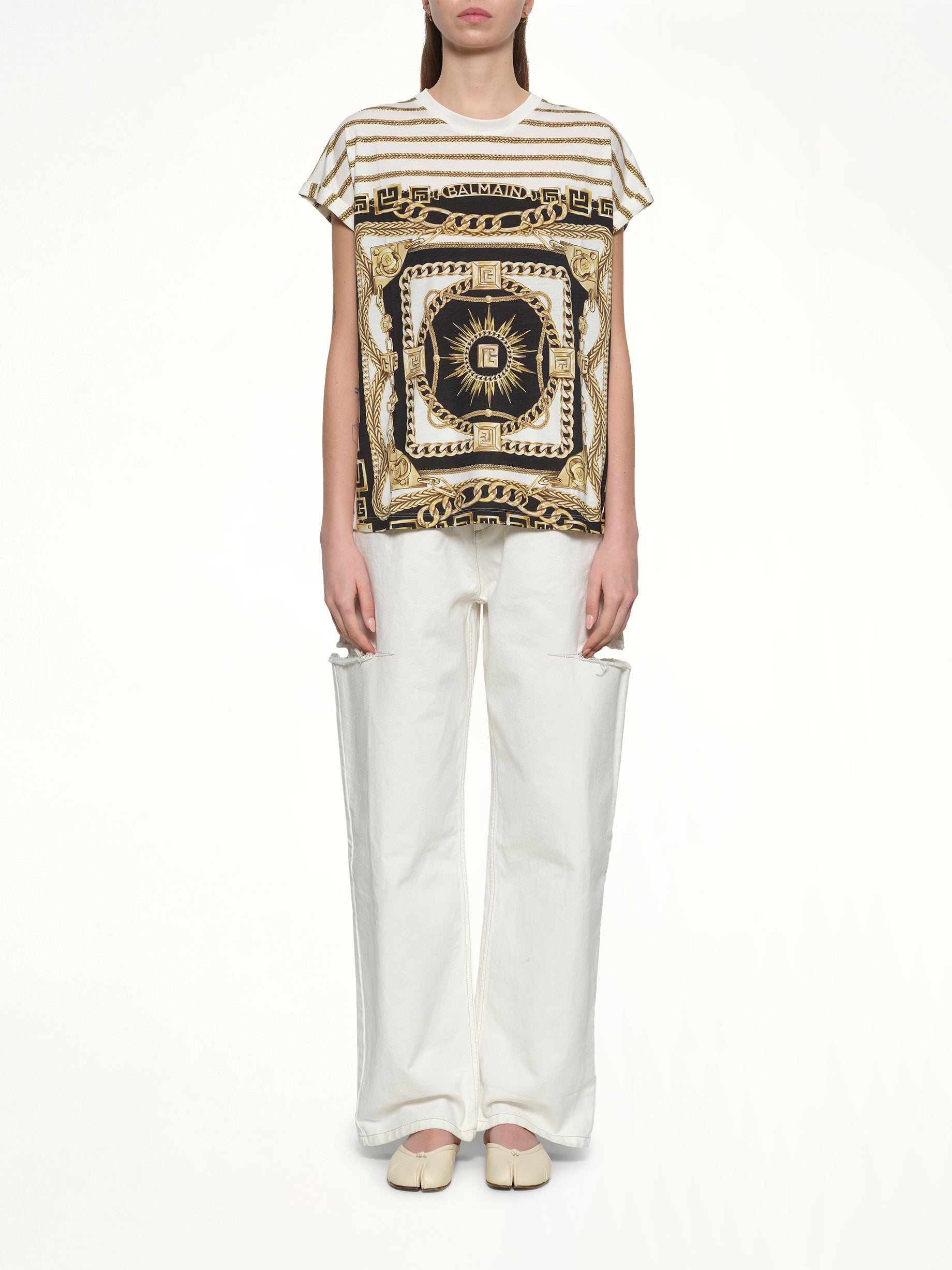 3 BTNS Foulard Print T-Shirt in White/Black/Gold