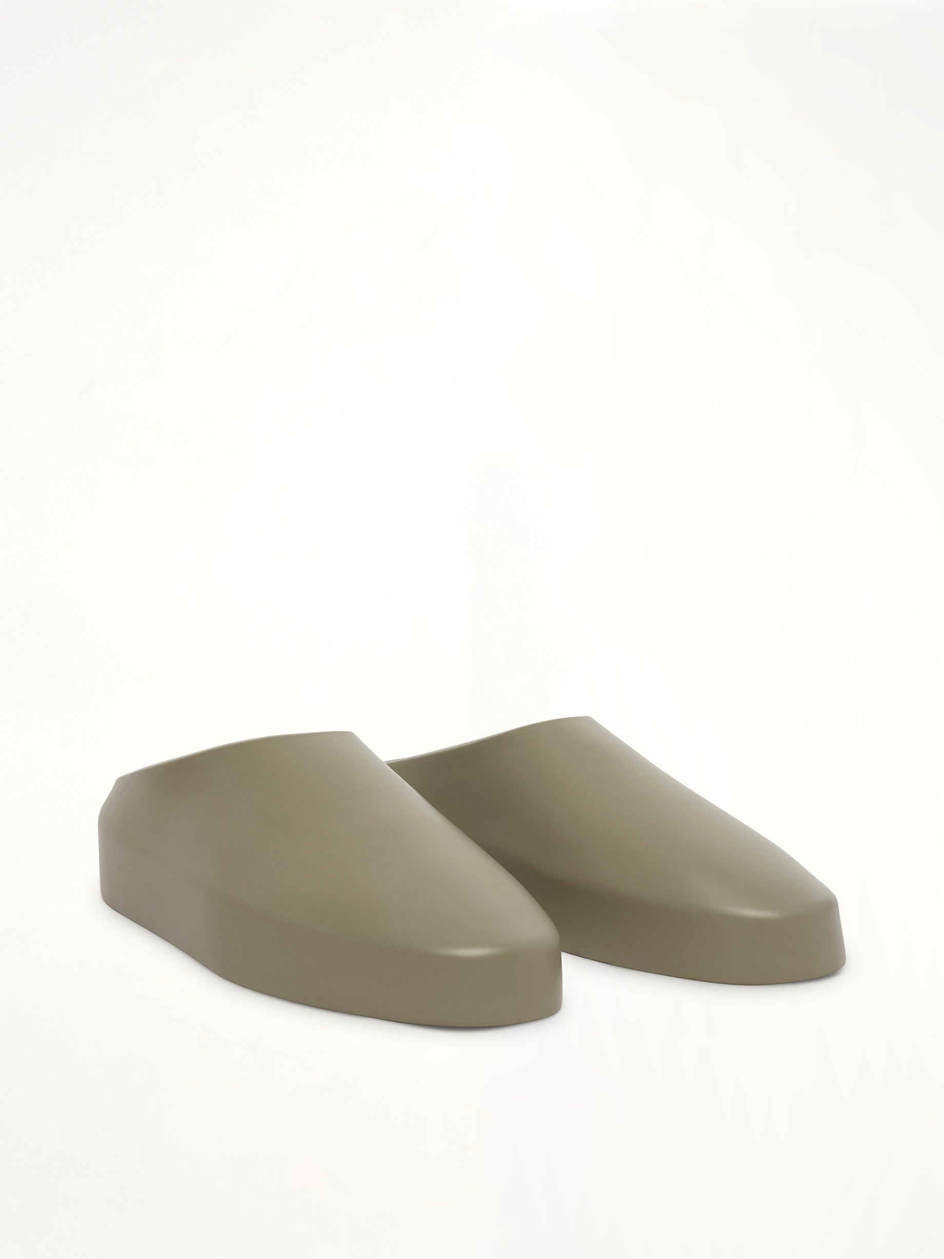 California 2.0 Sandal in Willow Front View | FEAR OF GOD