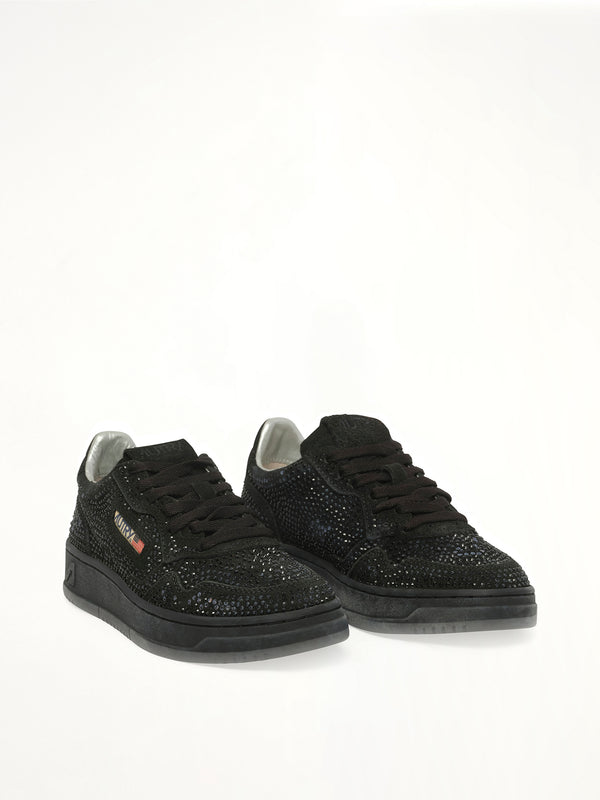 Medalist Low Strass Sneaker in Black Front View | AUTRY