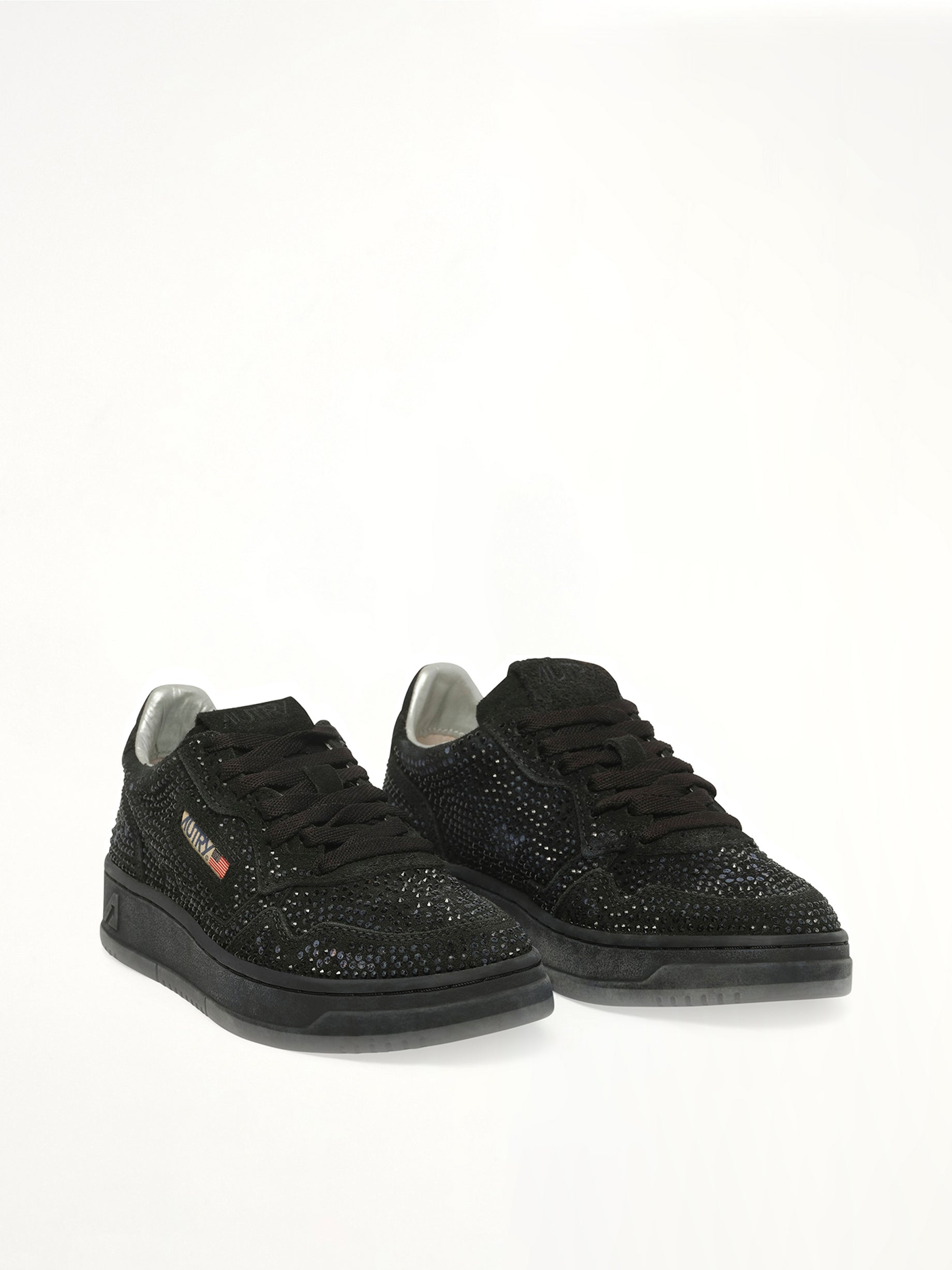 Medalist Low Strass Sneaker in Black Front View | AUTRY