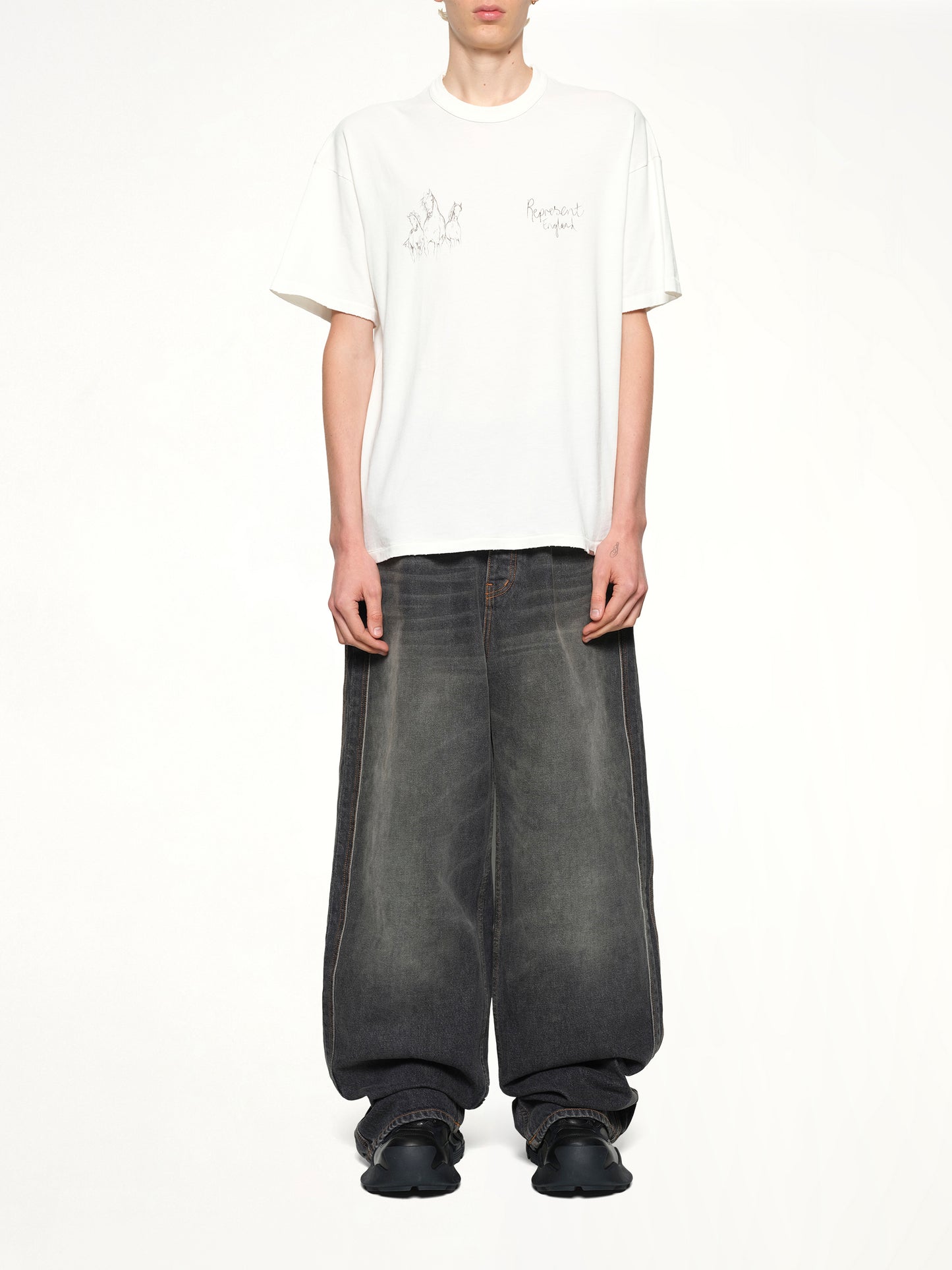 Hand Drawn Thoroughbred Horse T-Shirt in Flat White