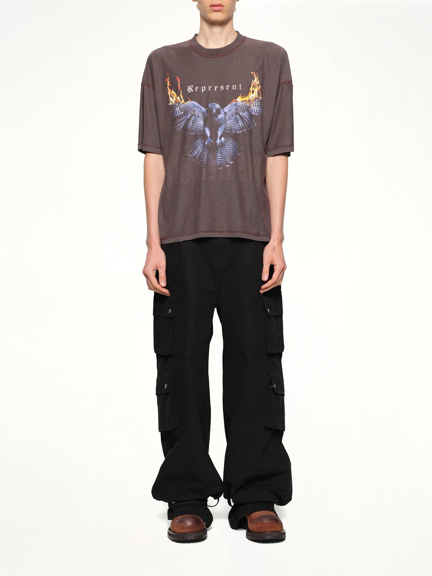 Reversible Living Legacy Falcon T-Shirt in Nero