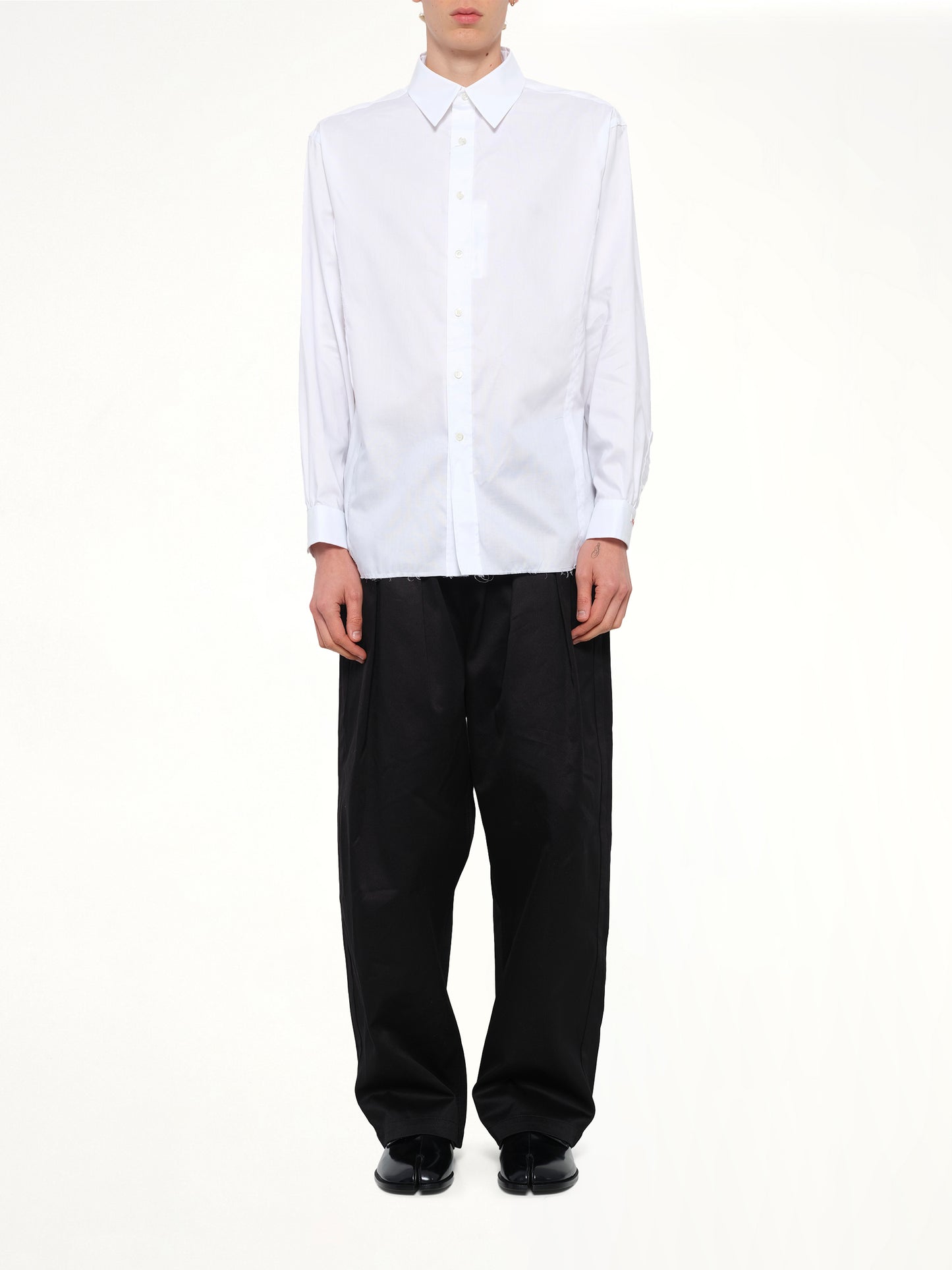 Long-sleeved Frayed Hem Shirt in White
