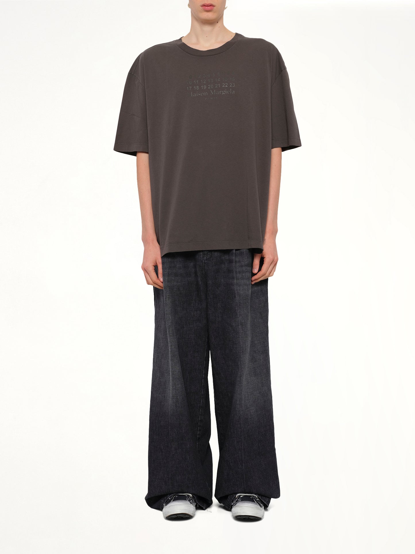 Maison Margiela Logo T-Shirt in Mink