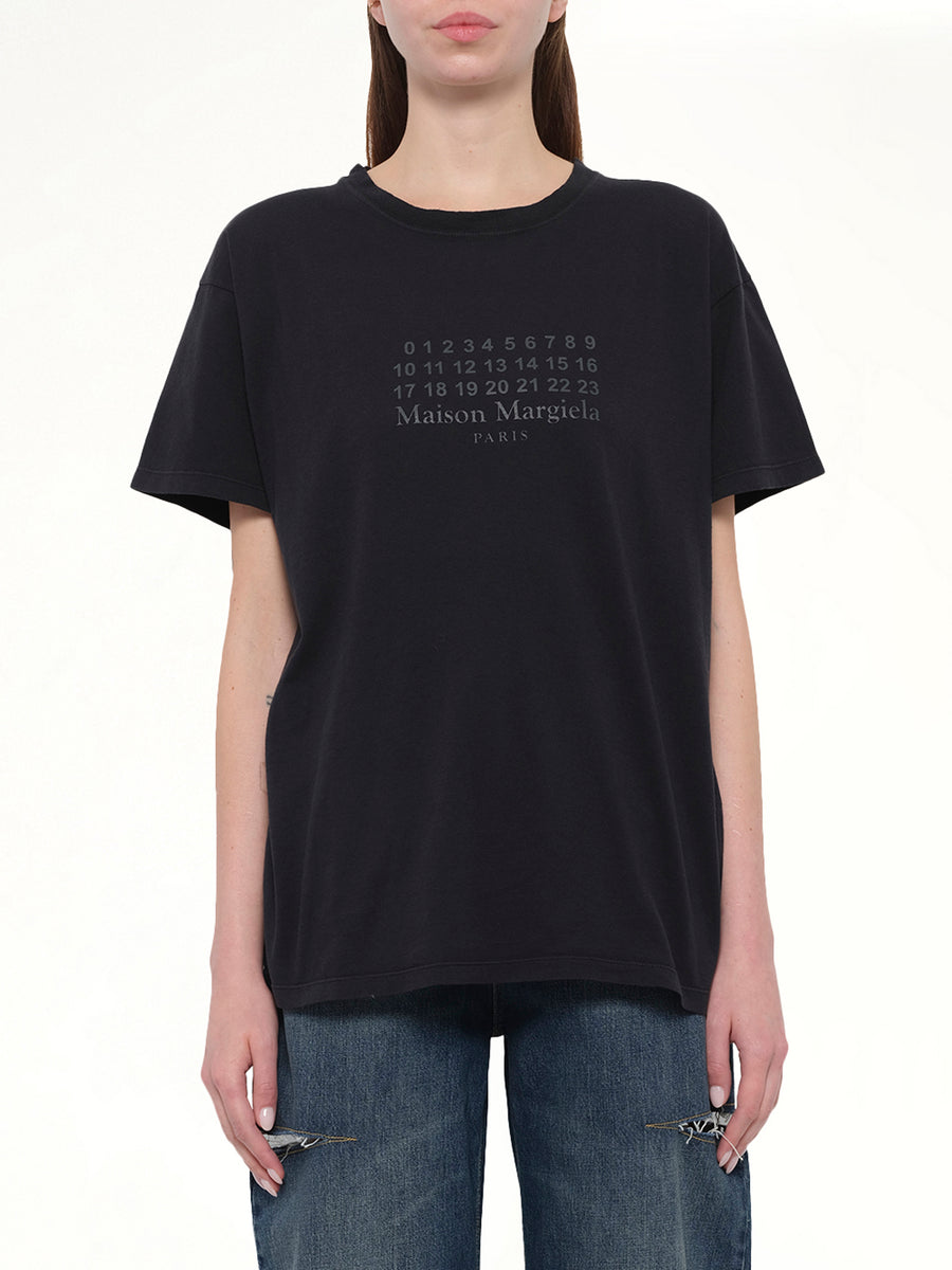 Maison Margiela Logo T-Shirt in Washed Black