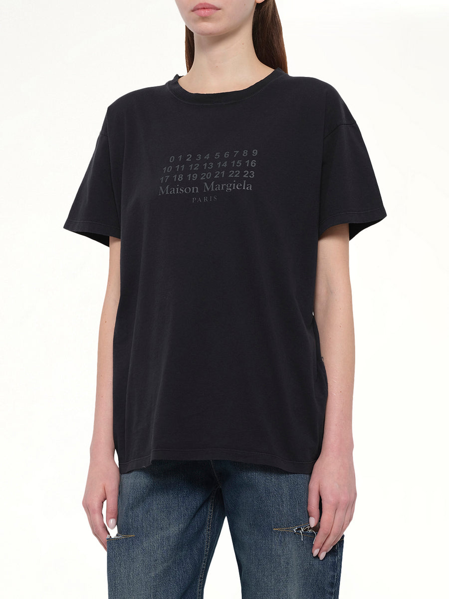 Maison Margiela Logo T-Shirt in Washed Black