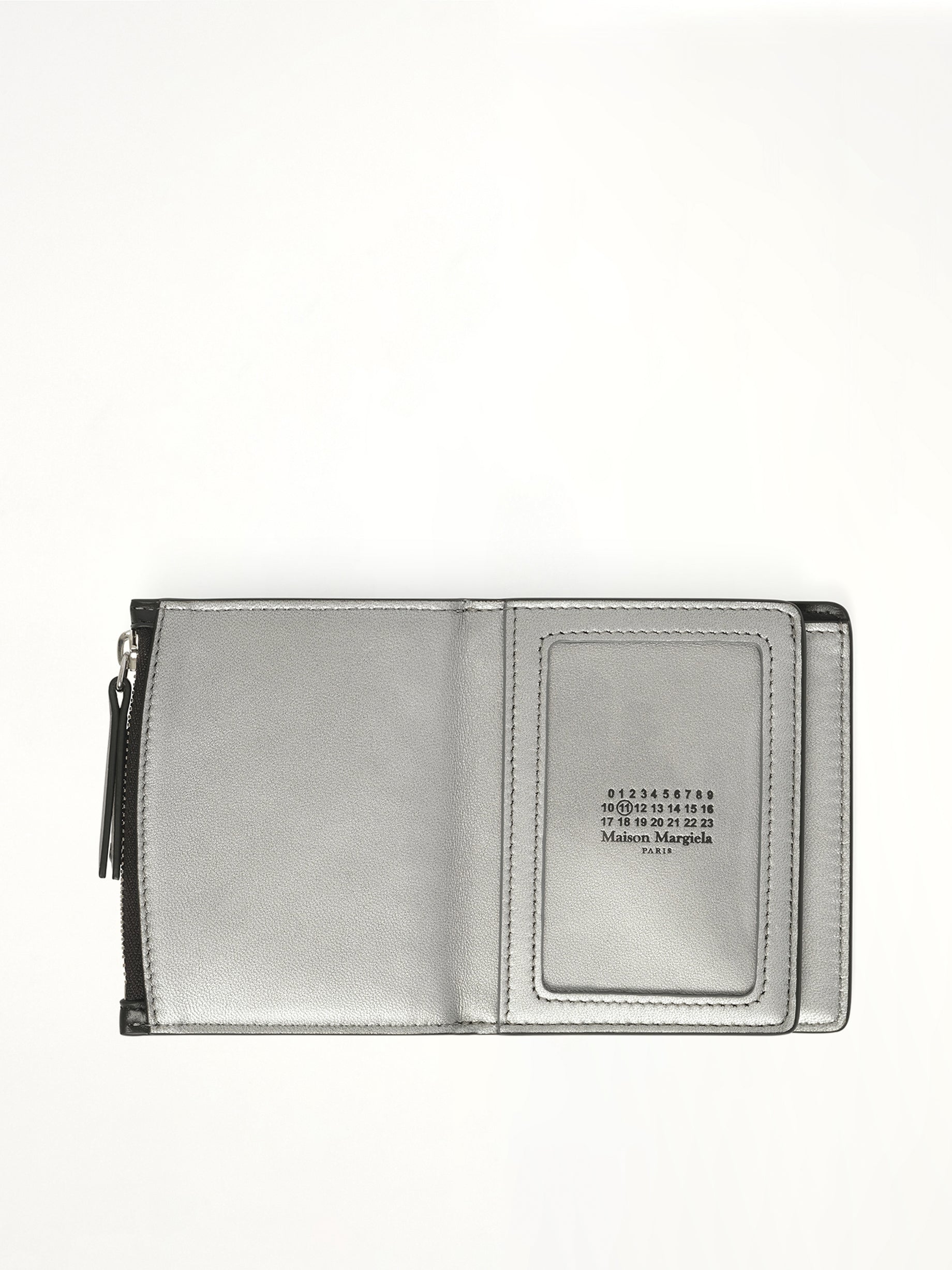 Maison Margiela 黑色/银色翻盖钱包