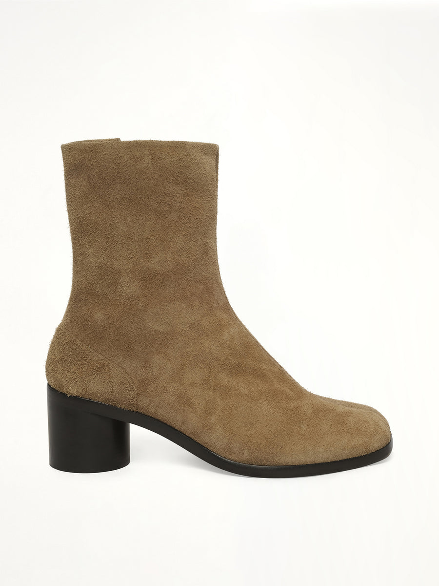 Tabi Ankle 8cm Boots in Corn Brown Side View | MAISON MARGIELA